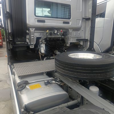 460HP FAW Camión tractor Precios para sus necesidades comerciales Opciones asequibles asientos ≤5