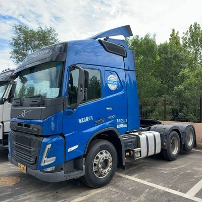 Remolque de tractor Shacman con tanque de combustible de 1000L y certificado ISO