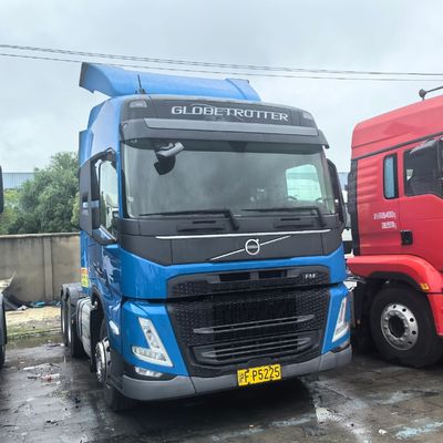 Diseño de neumáticos sin tubos Volvo Tipper Dumper con asiento de suspensión de aire Caja de carga de acero al carbono