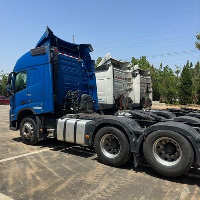 Diseño de neumáticos sin tubos Volvo Tipper Dumper con asiento de suspensión de aire Caja de carga de acero al carbono