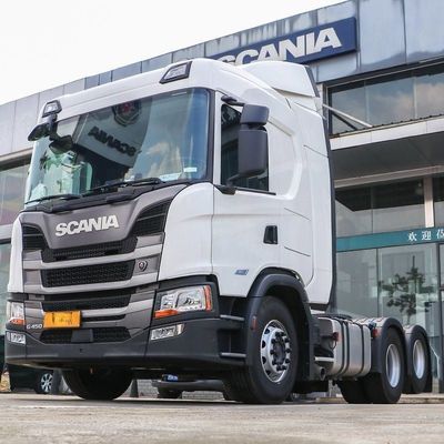 Camión pesado Scania Serie G de 450 CV con conformidad nacional VI y transmisión 6X2r