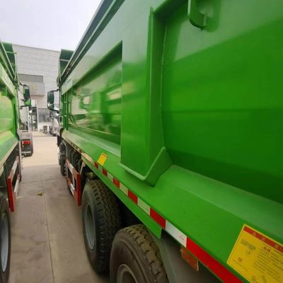 Venta de camiones de descarga con chasis de dirección hidráulica Sinotruk con norma de emisiones Euro 5