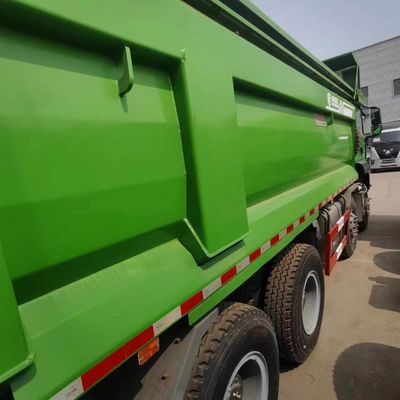 Venta de camiones de descarga con chasis de dirección hidráulica Sinotruk con norma de emisiones Euro 5