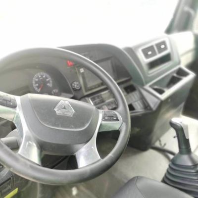 Venta de camiones de descarga con chasis de dirección hidráulica Sinotruk con norma de emisiones Euro 5