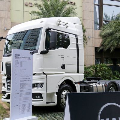 Tractor pesado de 560 CV 6X4 con asiento de suspensión aérea personalización y costo de envío
