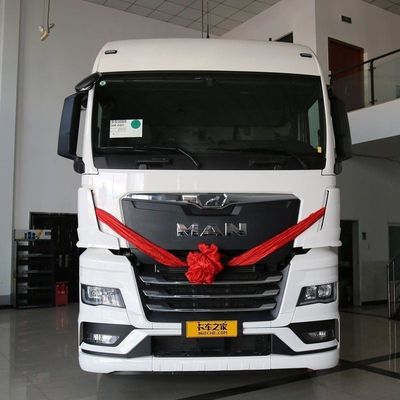 6×4 Euro 5 510HP Tractor de trabajo pesado para el transporte de carga hombre serie Tgx automático