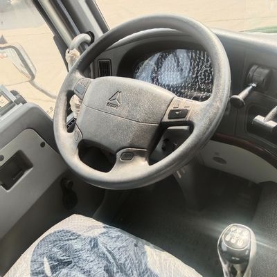 Transmisión manual de 371 CV Haowo 371 camión de descarga usado con chasis y neumáticos Sinotruk