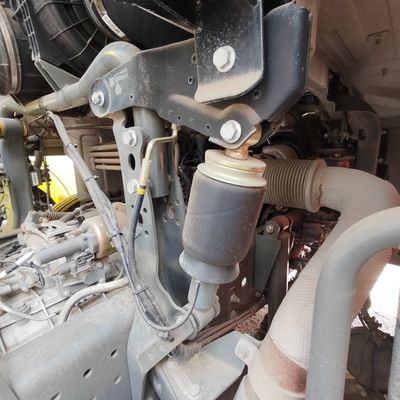 Camión tractor de 6X4 usado con diseño de neumáticos sin tubo y 351-450 caballos de fuerza