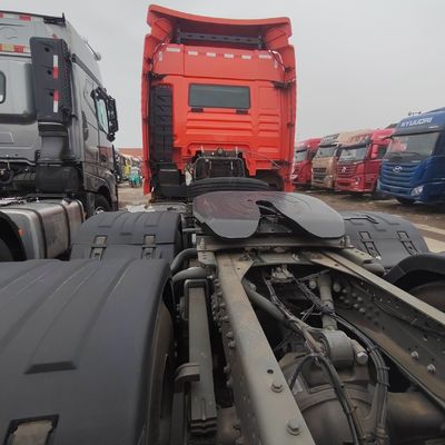 Transporte de mercancías con una capacidad de carga de 31-40 t, camión tractor usado y dirección hidráulica