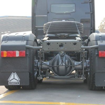 Sinotruck personalizado HOWO 400HP remolque de tractor de trabajo pesado con 1000L tanque de combustible diesel
