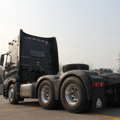 Sinotruck HOWO Serie A7 camión de descarga 6X4 con remolque de semirremolque y depósito de combustible de 400L