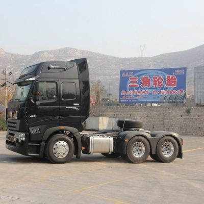 Sinotruck HOWO Serie A7 camión de descarga 6X4 con remolque de semirremolque y depósito de combustible de 400L