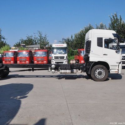 Vehículo comercial Dongfeng 180HP 4X2 9,6m Camión de caja para cargas pesadas y largas distancias