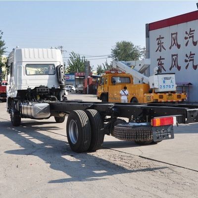 Vehículo comercial Dongfeng 180HP 4X2 9,6m Camión de caja para cargas pesadas y largas distancias