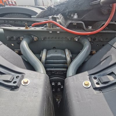 Tipo de transmisión manual para camiones tractores HOWO de soluciones de transporte de carga pesada
