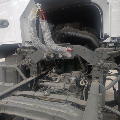 Operaciones de transporte Camión tractor 4×2 con rueda motriz 4×2 y moneda estadounidense