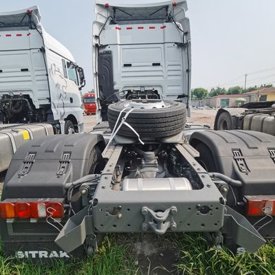 Sitrak 4X2 480 HP Tractor de trabajo pesado con tanque de combustible de 1000L en línea y personalización