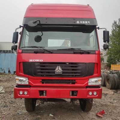 11.6mX2.55mX3.96m Haowo Furgoneta comercial de segunda mano con neumáticos y capacidad de tanque de combustible de 400-600L