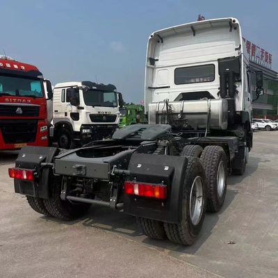 Sinotruk HOWO380 6X4 Camión con remache de 30 t para carga pesada y dirección hidráulica