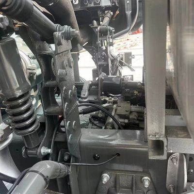 Sinotruk HOWO380 6X4 Camión con remache de 30 t para carga pesada y dirección hidráulica