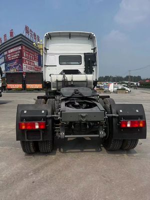 Sinotruk HOWO380 Camión pesado multifuncional para operaciones industriales y mineras