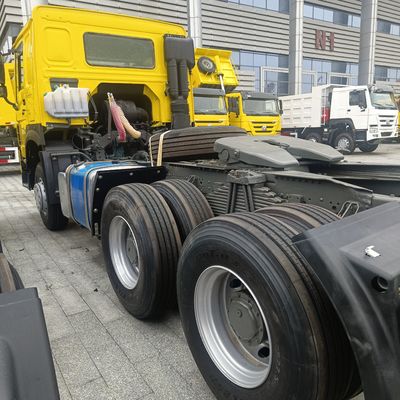 Dirección hidráulica con asistencia de potencia HOWO Tractor de remolque 6X4 Camión de segunda mano