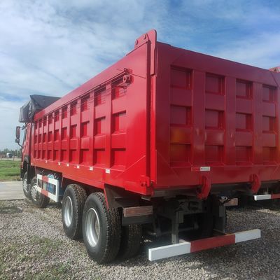 Equipo minero usado Sinotruck Camión de remate con capacidad de carga de 40 t en moneda estadounidense