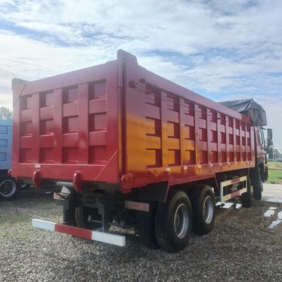 Equipo minero usado Sinotruck Camión de remate con capacidad de carga de 40 t en moneda estadounidense