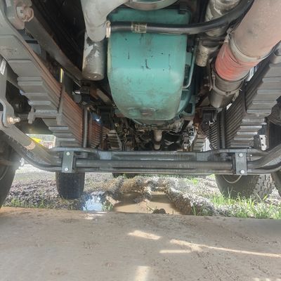 Camión de transporte duradero Hovo 6X4 LHD con 6 meses de servicio postventa y 371 caballos de fuerza