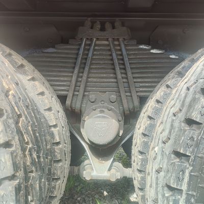 Chasis Sinotruk 371HP Dirección hidráulica camión de descarga industrial para la certificación DOT