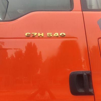 Shandeka 6X4 540HP Tractor Camión pesado certificado GCC para remolcar semirremolque