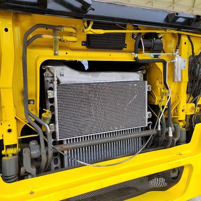 Capacidad de carga de 31-40 t Camión de transporte de carga pesada usado con capacidad de motor