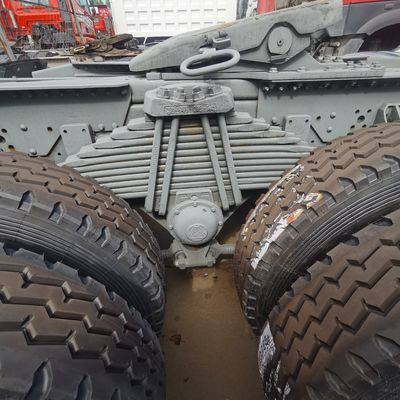 Camión tractor diesel económico con tanque de combustible de 600L y asiento de suspensión aérea