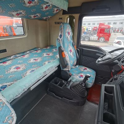 Certificación de neumáticos DOT 480HP Motor y 6X4 Sinotruck Configuración Dumpper de trabajo pesado