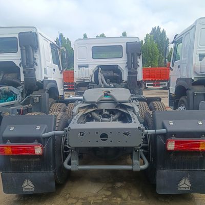 Sitrak 6X4 HOWO Camión tractor para transporte y entrega de carga de acero al carbono