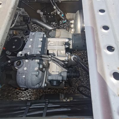 Sinotruck Tractor Truck Ventas Tipo de transmisión manual y tanque de combustible de 1000L para remolque