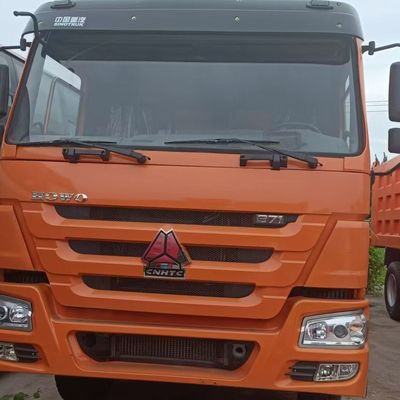Chasis Sinotruk 371HP Dirección hidráulica camión de carga pesada con asistencia eléctrica