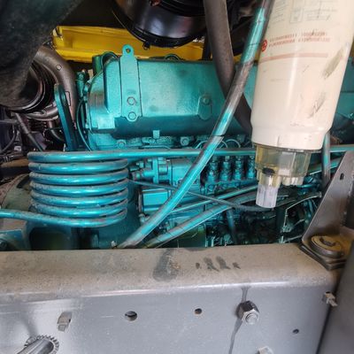 Sinotruck camión de descarga usado con dirección hidráulica y caja de carga de acero al carbono