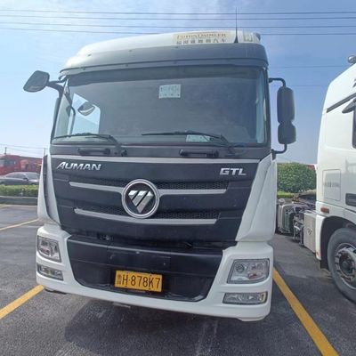 Camión tractor usado para remolcar semirremolque con dirección hidráulica y depósito de combustible de 600L