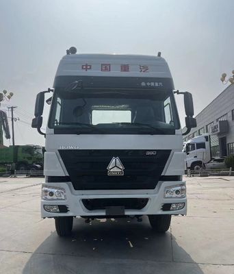 Vehículo de remolque de dirección hidráulica con características de construcción robustas y motor diesel