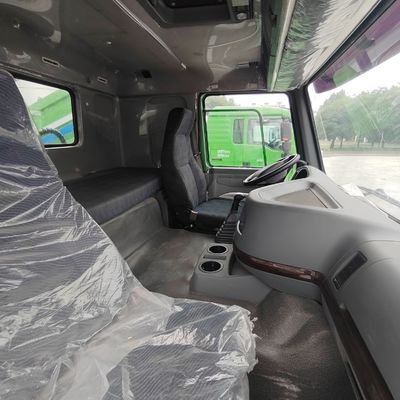 Sinotruck 6X4 camión de carga para proyectos de construcción pesados