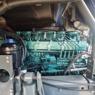 Tanque de combustible de 600L HOWO Camión tractor para remolque de motor diesel certificado ISO y duradero