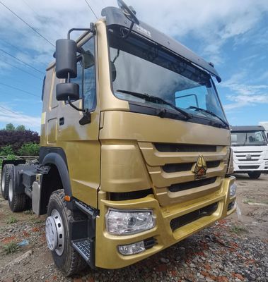 Camión tractor HOWO usado con tanque de combustible de 1000L Euro2/Euro3/Euro4 de remolque estándar de emisiones