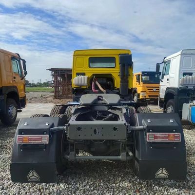 Camión pesado con certificación ECE HOWO Camión de transporte de tractores con asiento de suspensión aerodinámica