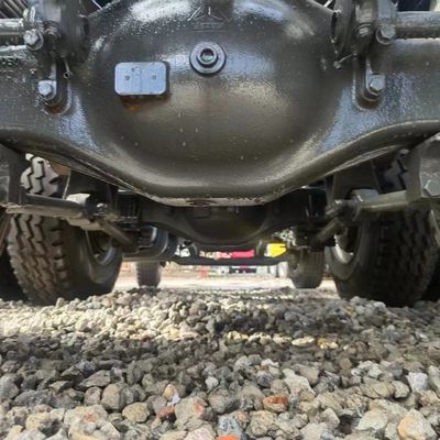Camión pesado con certificación ECE HOWO Camión de transporte de tractores con asiento de suspensión aerodinámica