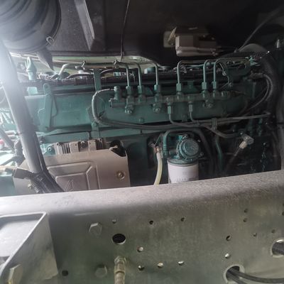 Camión tractor HOWO con tanque de combustible de 400-600L y sistema de frenado hidráulico personalizado