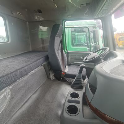 Newbase camión pesado usado con tanque de combustible de 400-600L y neumáticos duraderos
