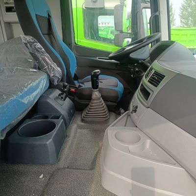 Auman 30-40 toneladas de arena de carbón agregado de asfalto de hormigón camión de transporte para el mercado