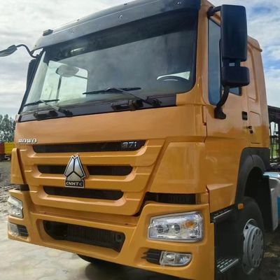 Tractor diesel 2024 con asiento de suspensión aerodinámica y tanque de combustible de 400L de rendimiento inigualable
