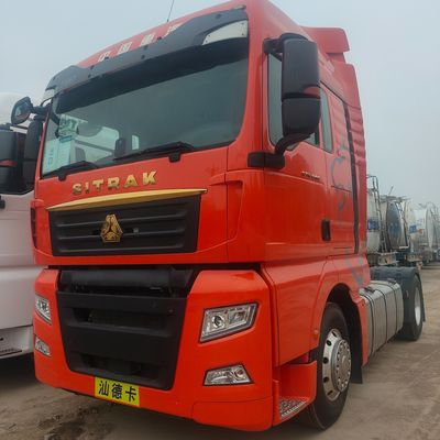 El tanque de combustible del tractor Sitrak4X2 600L es adecuado para la construcción y el remolque de remolque